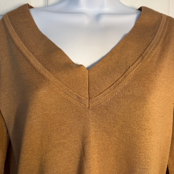 BANANA REPUBLIC Silk Cashmere Sweater Small Camel - Picture 2 of 7